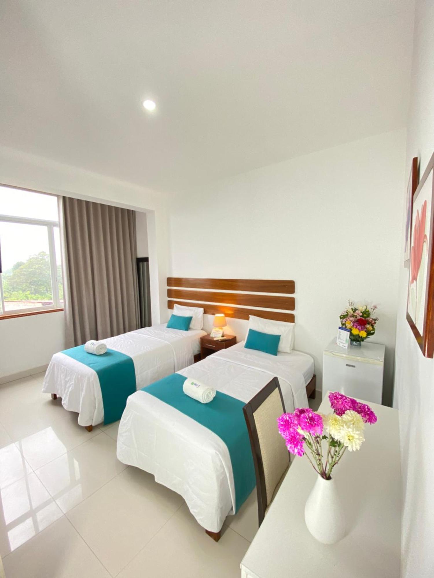 Vuelo 78 Hotel Tarapoto Exteriör bild